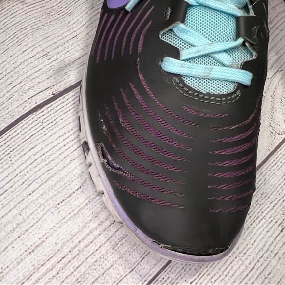 Nike Women’s Free Balanza 3.0 Running Shoes in Dark Gray and Purple - Picture 8 of 14